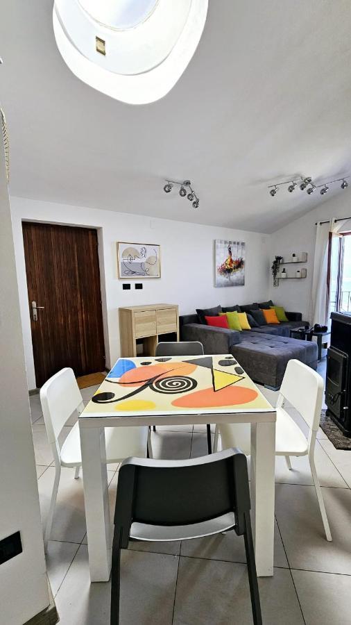 Apartamento Apartman Tera Dobreć Exterior foto